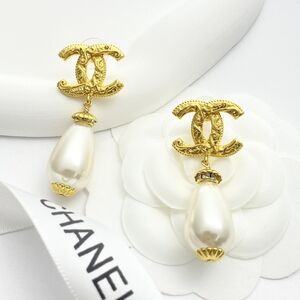 Chanel earrings